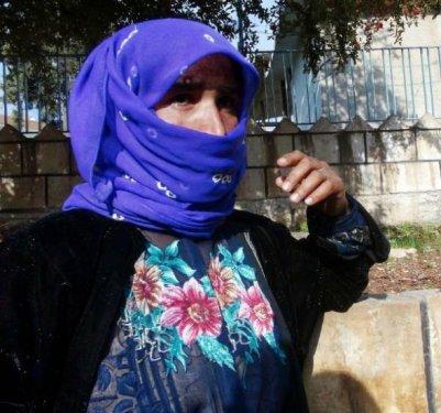 Doğumhanede hamile kadına dayak