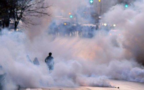 BDP'liler Taksim'i savaş alanına çevirdi