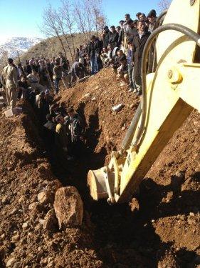 Irak sınırında öldürülen 35 vatandaşın cenazesi kalktı  - Resim 16