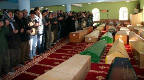 Irak sınırında öldürülen 35 vatandaşın cenazesi kalktı  - Resim 22