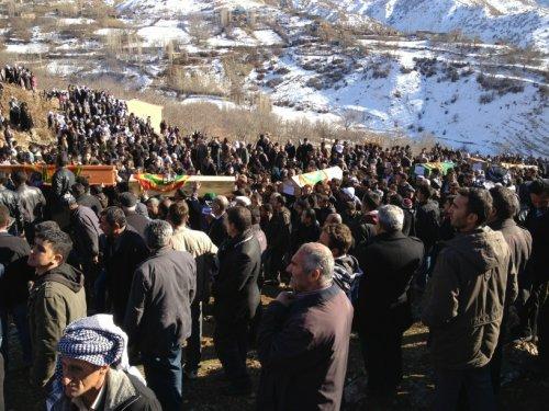 Irak sınırında öldürülen 35 vatandaşın cenazesi kalktı  - Resim 7