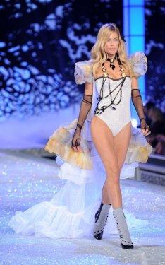 Victoria Secret 2012 şovu
