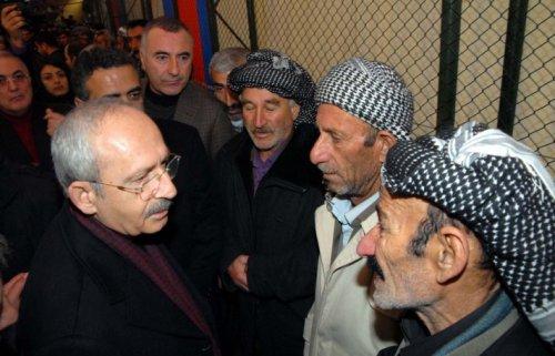 Kemal Kılıçdaroğlu taziye çadırında