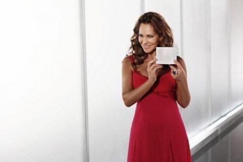 Hülya Avşar'dan iddialı pozlar 