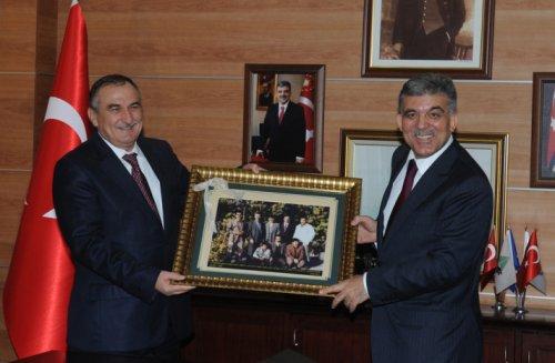 Abdullah Gül'ün yoluna gül döktüler - Resim 5
