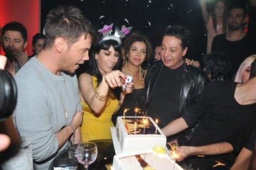 Hande Yener'in doğum günü - Resim 10