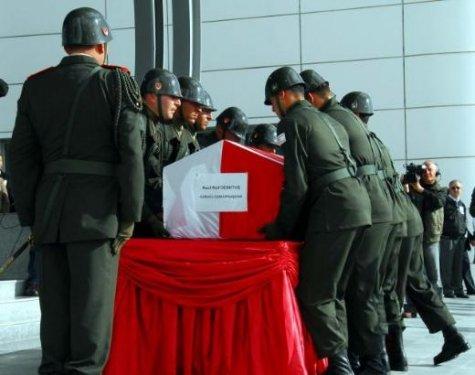 Rauf Denktaş'a veda