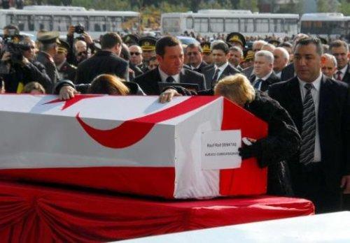 Rauf Denktaş'a veda