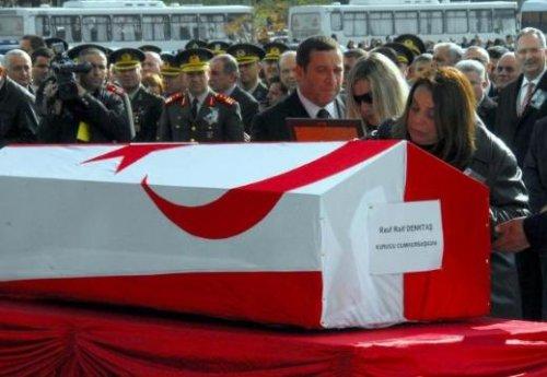 Rauf Denktaş'a veda