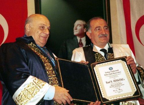 Kıbrıs'a adanmış bir ömür: Rauf Denktaş