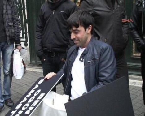 Polisi alarma geçiren tek kişilik eylem - Resim 2