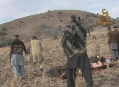 Taliban'ın 15 Pakistanlı askeri infazı - Resim 8