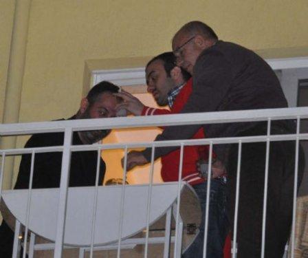 Cem Yılmaz İzmir'de kız istedi