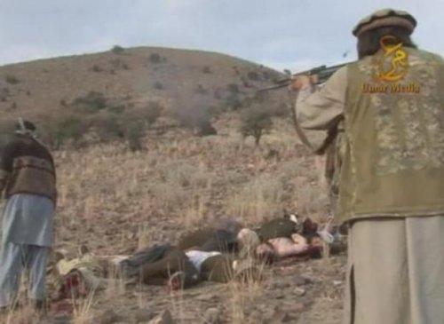 Taliban'ın 15 Pakistanlı askeri infazı - Resim 7