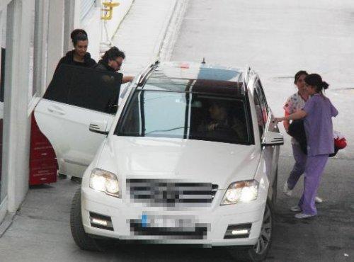 Tuba Büyüküstün böyle taburcu oldu - Resim 5