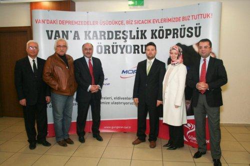 Van'a kardeşlik köprüsü örüldü - Resim 7