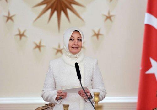 Hayrünnisa Gül büyükelçi eşleriyle bir araya geldi - Resim 12