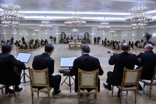 Hayrünnisa Gül büyükelçi eşleriyle bir araya geldi - Resim 7