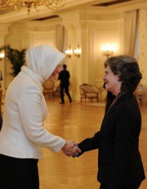 Hayrünnisa Gül büyükelçi eşleriyle bir araya geldi - Resim 20