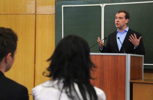 Medvedev'i şaşırtan öğrenci sorusu