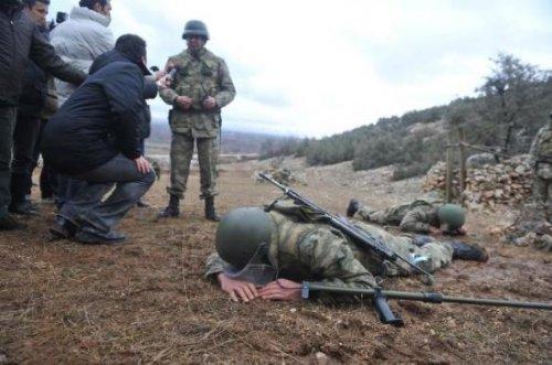 Sözleşmeli erlerin eğitiminden kareler