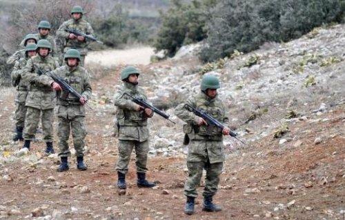 Sözleşmeli erlerin eğitiminden kareler