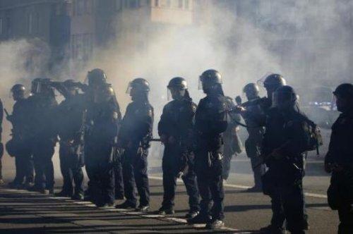 ABD karıştı: 300 kişi gözaltında - Resim 21