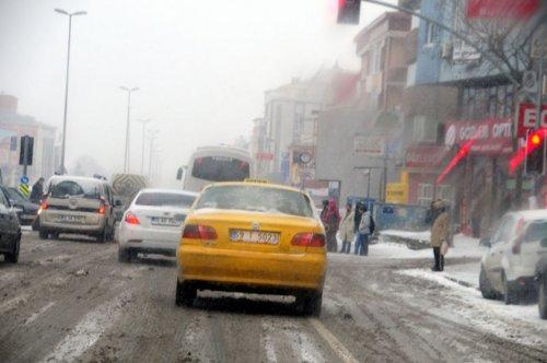 Gece yağan kar İstanbul'u bu hale soktu - Resim 31