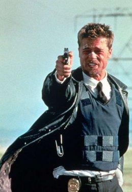 Brad Pitt hiç yaşlanmıyor - Resim 11