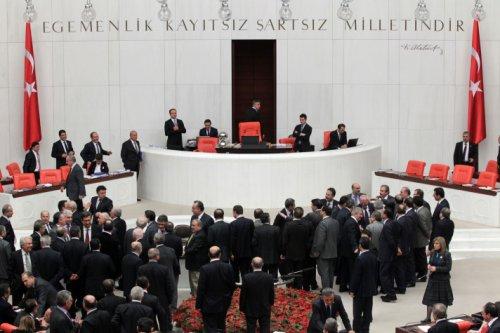 Meclis Genel Kurulu'nda gergin anlar