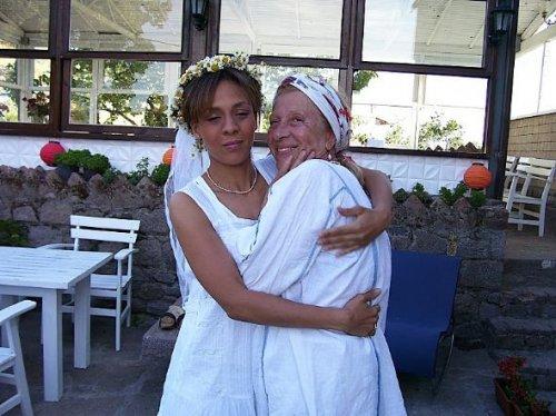 Defne Joy Foster'ın aile albümünden