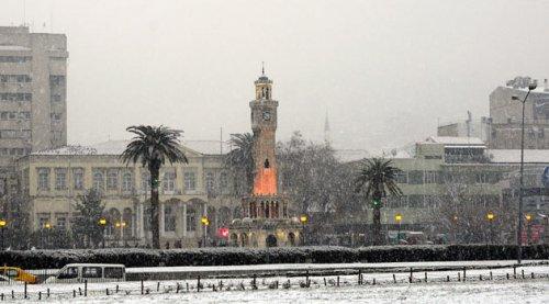 İzmir'de yıllar sonra kar sevinci - Resim 6