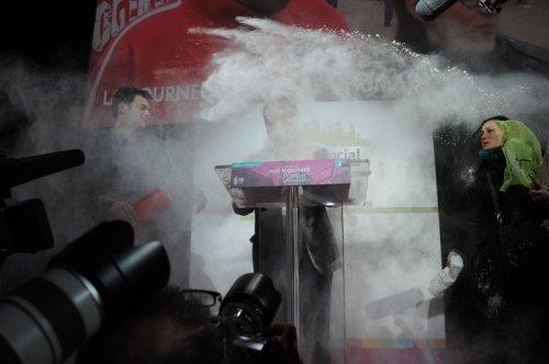 Sarkozy'nin rakibine unlu saldırı 