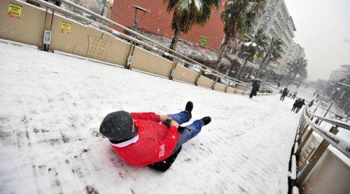 İzmir'de yıllar sonra kar sevinci - Resim 20