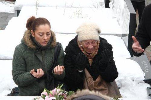 Defne Joy mezarı başında anıldı