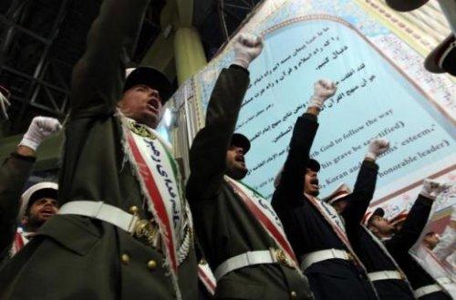 İran'daki Humeyni anması