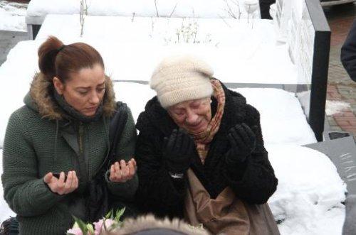 Defne Joy mezarı başında anıldı