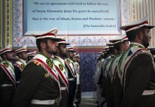İran'daki Humeyni anması