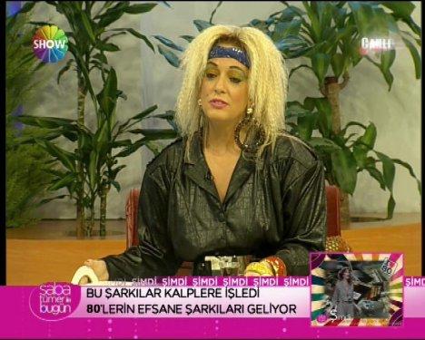 Saba Tümer 80'lere geri döndü