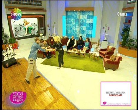 Saba Tümer 80'lere geri döndü