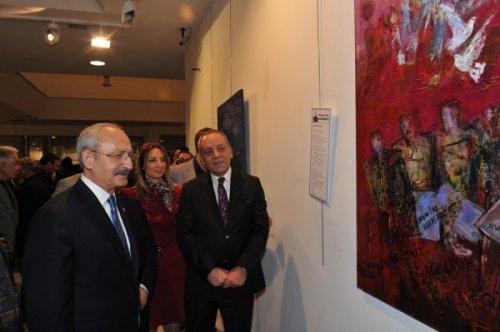 Kılıçdaroğlu ile Sezer sergiye katıldı