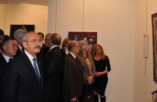 Kılıçdaroğlu ile Sezer sergiye katıldı