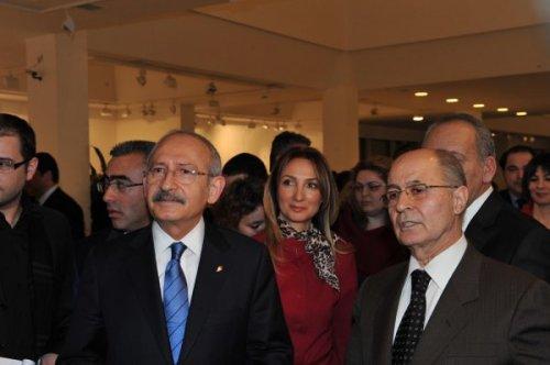 Kılıçdaroğlu ile Sezer sergiye katıldı