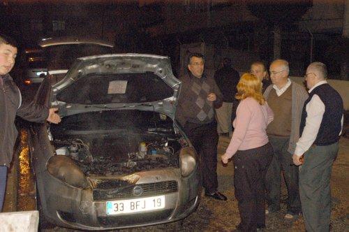 Mersin'de 10 araç kundaklandı - Resim 6