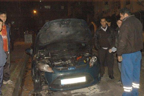 Mersin'de 10 araç kundaklandı - Resim 5