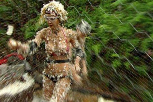 Almanya Survivor'da cesur sahneler