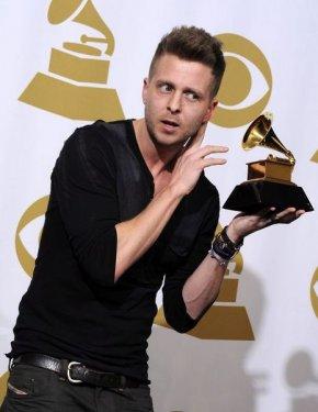 Grammy müzik ödülleri sahiplerini buldu	 - Resim 37