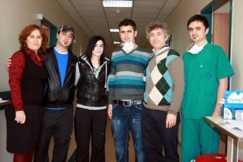 Babasının yüzünü Uğur'da gördü