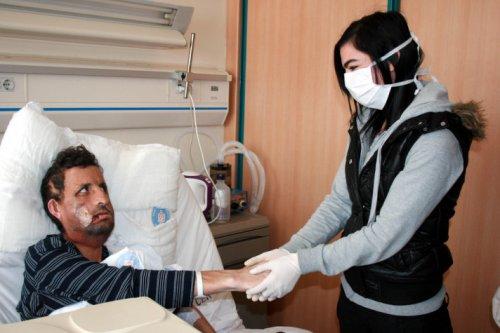 Babasının yüzünü Uğur'da gördü