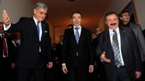 Rasmussen Ankara'da